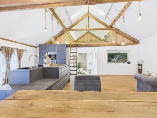 Sam's Cottage Suite - 6