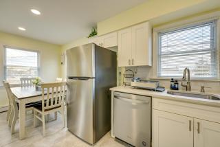 6 Mi to Lower Manhattan Pet-Friendly Apt! - 2