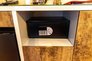 Grand Point Hotel 6 - 8