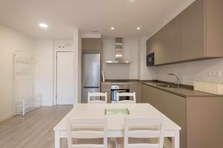 Aernus Marina - Piscina, parking y terraza - 2