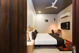 Hotel O THE FRONT DOORS - 8