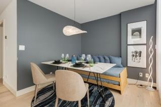 2 Storey Penthouse Panoramic Views Parking Stampede - 4