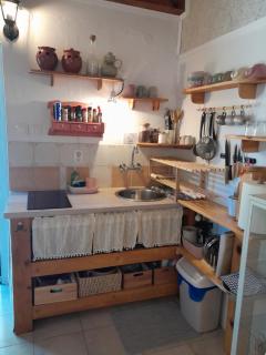 A tiny sea home in the wilderness - 7