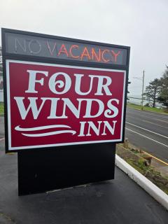 FourWinds INN - 0
