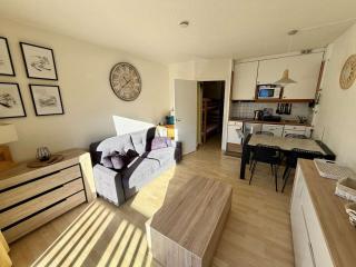 Studio rénové 5 pers à 300m des pistes, Flaine Forêt, balcon, lave-linge, lave-vaisselle - FR-1-687-37 - 2