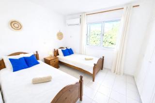 Paphos Service Hostel - 4
