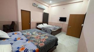 Amrit Guest House - 4