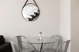 Domi Rentals - The Murra Apartments - 6
