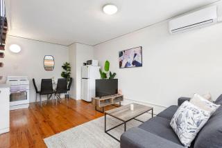 Domi Rentals - The Murra Apartment - 9