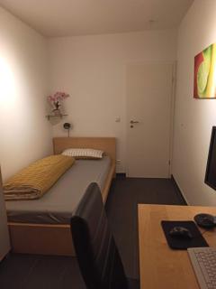 Schoene, neu renovierte Eigentumswohnung am Schloss Wolfsburg - 5