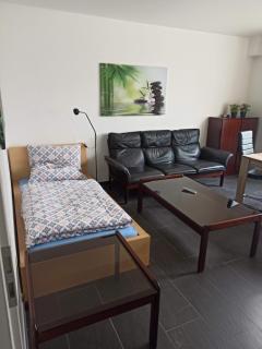 Schoene, neu renovierte Eigentumswohnung am Schloss Wolfsburg - 1