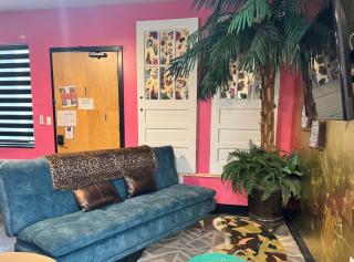 Miami Beach suite for ten near Hidden Valley - 6