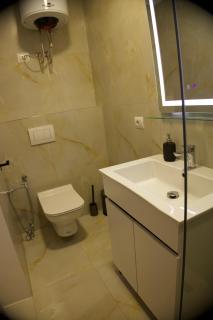 SMALL Boutique & Garden - 9