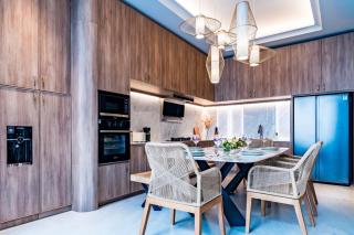 Private Pool, Fast Wifi, Full Kitchen, Min to Beach - 8