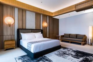 Private Pool, Fast Wifi, Full Kitchen, Min to Beach - 2