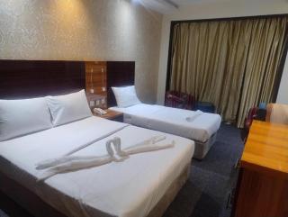 Royal Hotel Islamabad - 4