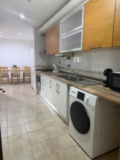 Elegant Getaway - Spacious 3 Bedroom Apartment -Lisbon Baixa da Banheira - 8