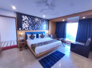Sanhill Snow Hotel & Restaurant - 4