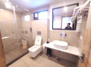 Sanhill Snow Hotel & Restaurant - 2