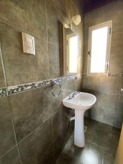 Hospedaje El Paraiso, habitaciones privadas, zona balneario, con wifi, parque, parrillas y estacionamiento - 8