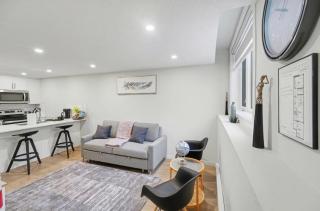 Luxury brand new 1 Bedroom Townhome - 5