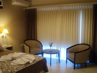 Lom suites - 2