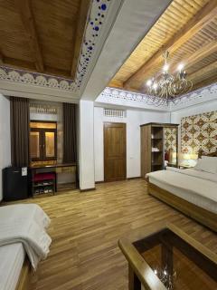 Central Asia Hotel - 2