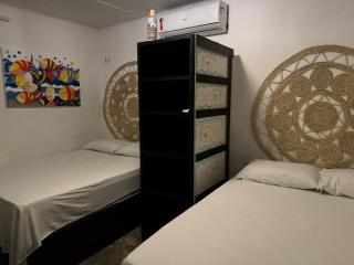 Ton Houses in Redonda - 9