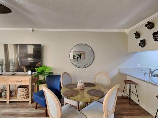 Edgewater Leeward #605 - 5