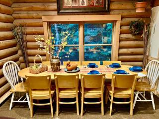 Private Forest Lodge Near Silverwood Theme Park - Sleeps 10 - 5