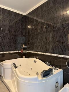 Gather House Nest - 2