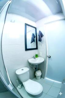 Alojamiento Nuevo, muy cerca de CC y Via al Aeropuerto - 6