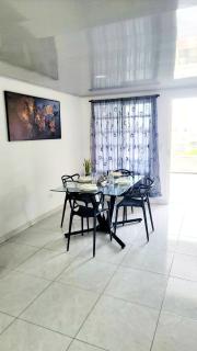 Alojamiento Nuevo, muy cerca de CC y Via al Aeropuerto - 4