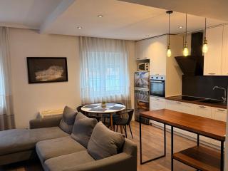 Whispering Aura Apartment - 6