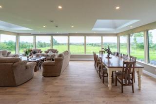 Posh Country Living - 7