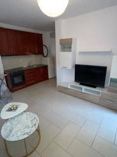 Bastasio Seaside Apartment - 8