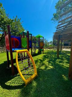 Apt. Pegasus_ Apt. 6 pessoas em frente ao tênis clube - 6