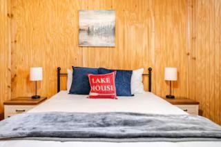 Bixby Cove Cabin #1 - 6