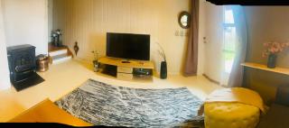 Beautiful and Cozy 3-Room house for Rent - 7