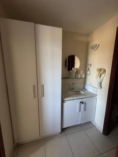 Na praia - Elegance 502 Luxo - Lateral vista mar - 8