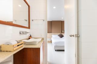 Central, Fast WIFI, AC & Poblado Views - 2