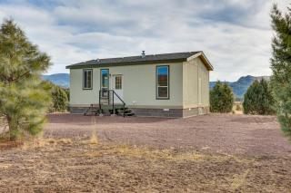 Mountain Views & Ponderosa Pines! Arizona Escape - 0