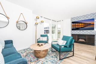 Renovated 3Br W Stylish Interior Steps From 29Th St Beach By Beachview Rentals - 0