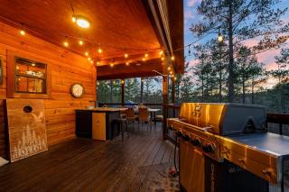 Eagle Hollow Hot Tub-Arcade-Foosball-Fire Pit - 7