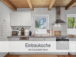 Ferienhaus Töpferhaus - strandnah, haustierfreundlich, Kaminofen, Garten, Platz für 3 Erwachsene, 2 Kinder - Steinberg - 2