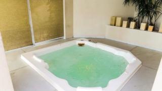 Mandai Apart Hotel - 1