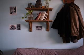 Habitación amplia en PH primer piso - 1