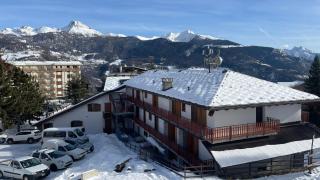 Hotel Chalet du Soleil - 0