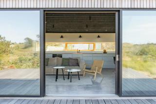 Find Peace In Architect-Designed House In Dunes - 5