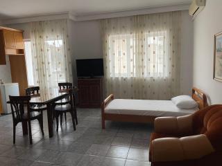 Saranda Stay Apartments - 9